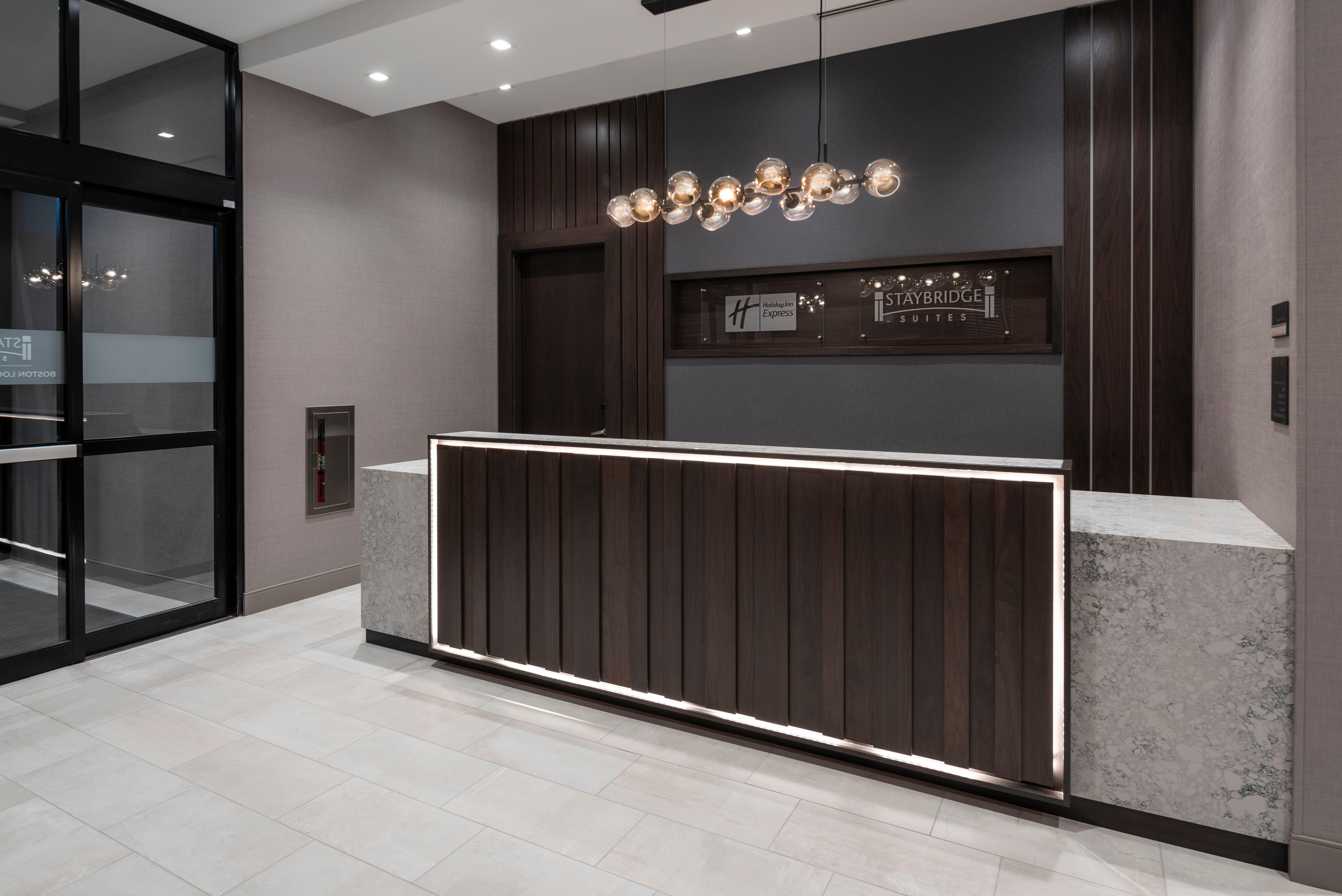 Holiday Inn Express - Boston Logan Airport - Revere By Ihg Buitenkant foto