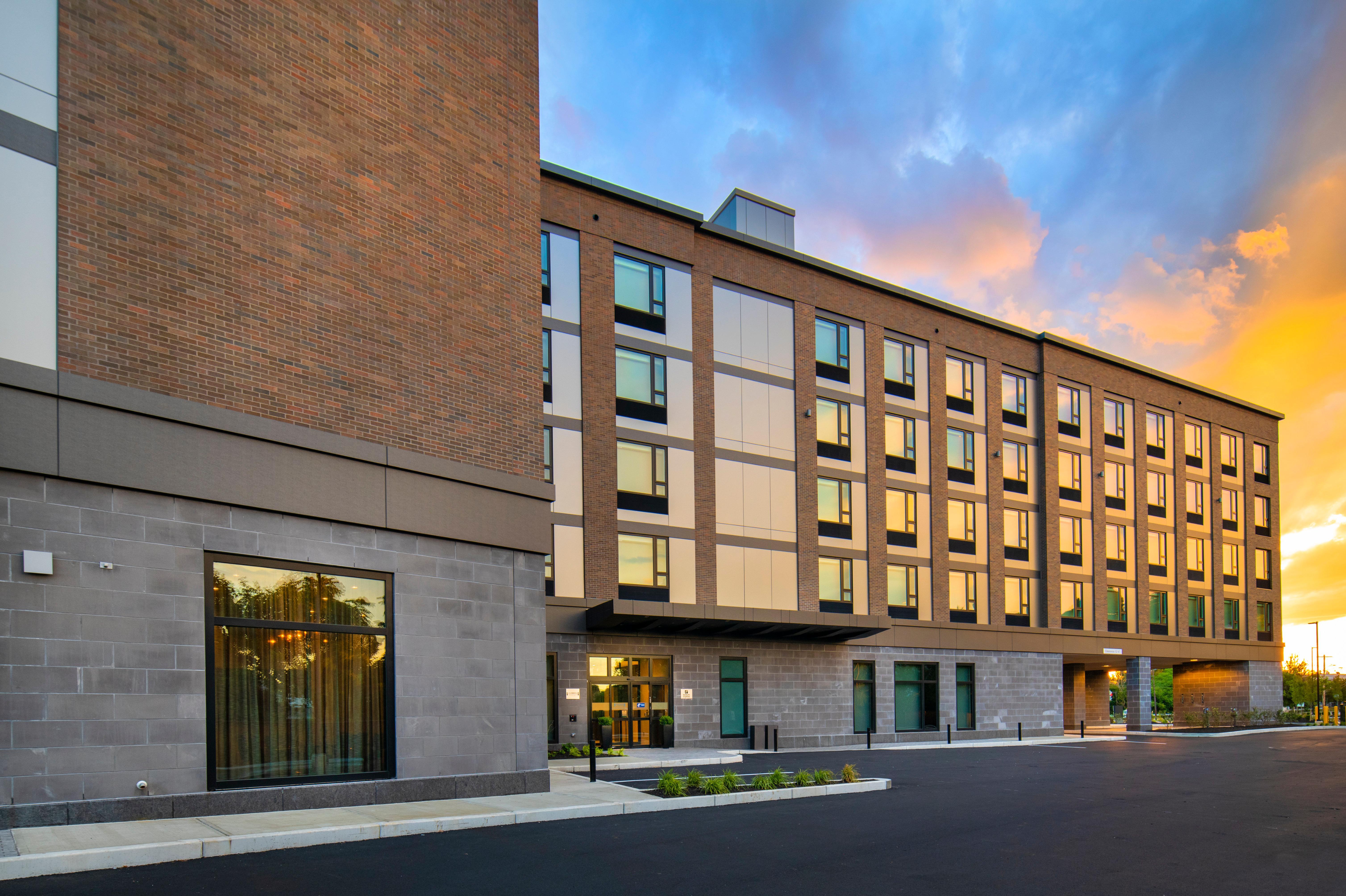 Holiday Inn Express - Boston Logan Airport - Revere By Ihg Buitenkant foto